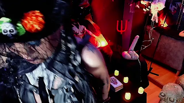 Snapshot of MorganaCrowley chatting on October 29, 2025, 8:10 pm MorganaCrowley online show from October 29, 2025, 8:10 pm