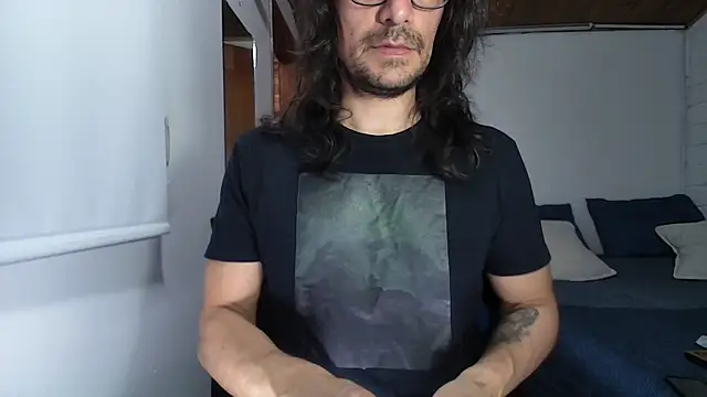 Snapshot of RustyGray chatting on December 4, 2024, 4:05 pm RustyGray online show from December 4, 2024, 4:05 pm