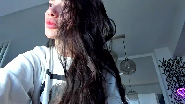 Snapshot of IreneVON chatting on March 3, 2025, 6:26 am IreneVON online show from March 3, 2025, 6:26 am