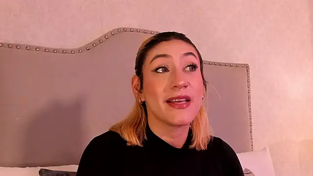 Emily robertss online show from September 29, 2025, 3:11 am