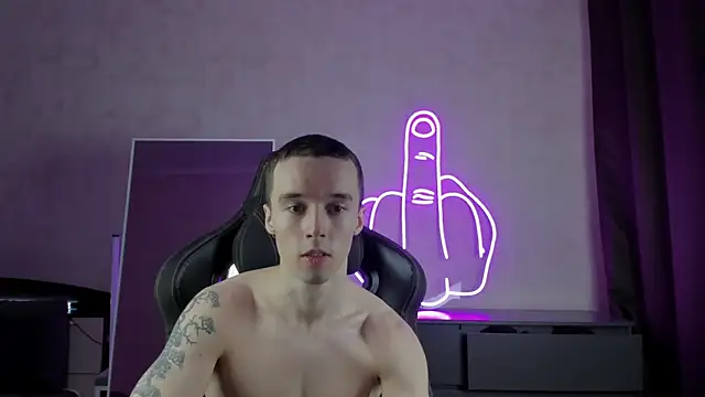 Snapshot of MasonWarholl chatting on January 10, 2025, 7:35 am MasonWarholl online show from January 10, 2025, 7:35 am