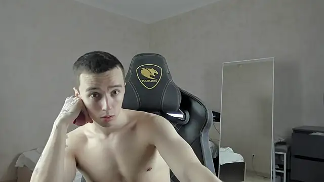 Snapshot of MasonWarholl chatting on January 12, 2025, 3:03 pm MasonWarholl online show from January 12, 2025, 3:03 pm