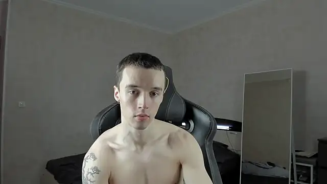 Snapshot of MasonWarholl chatting on January 16, 2025, 3:46 pm MasonWarholl online show from January 16, 2025, 3:46 pm