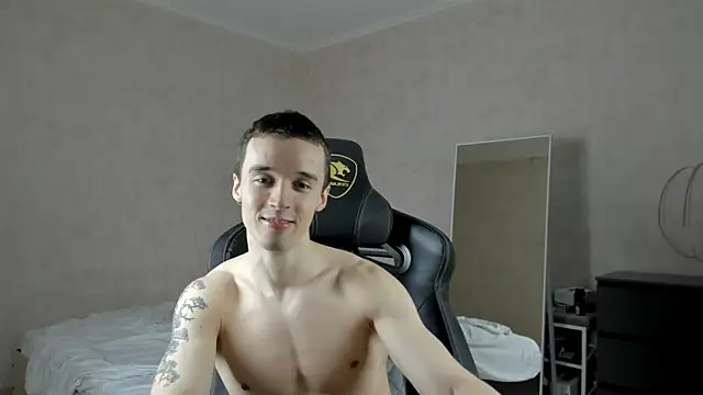 Snapshot of MasonWarholl chatting on January 26, 2025, 2:35 am MasonWarholl online show from January 26, 2025, 2:35 am