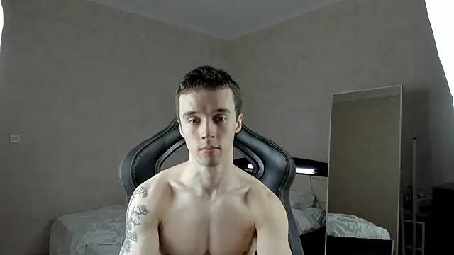 Snapshot of MasonWarholl chatting on February 8, 2025, 11:13 pm MasonWarholl online show from February 8, 2025, 11:13 pm