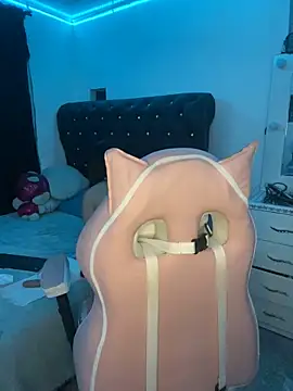 KittyRous online show from March 5, 2025, 7:38 am