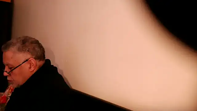 100Tauros online show from March 7, 2025, 11:51 am