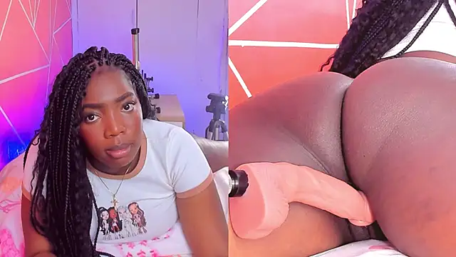 Snapshot of zoeethompson_cm chatting on November 4, 2025, 11:09 am zoeethompson cm online show from November 4, 2025, 11:09 am