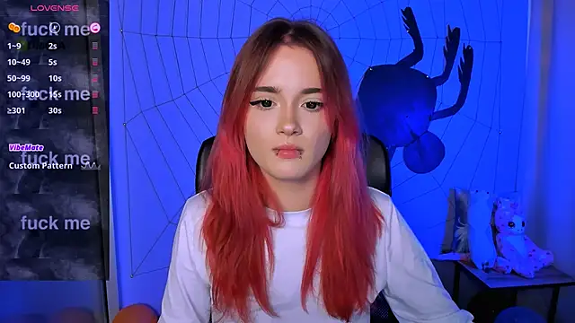 liana kisses online show from October 28, 2025, 7:49 pm