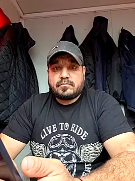 Futacisu online show from November 9, 2025, 7:50 am