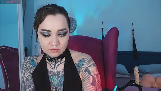 Snapshot of SindelDark chatting on January 19, 2025, 3:21 pm SindelDark online show from January 19, 2025, 3:21 pm