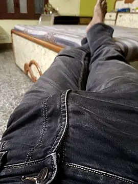 Snapshot of DudeBoyBad chatting on September 8, 2025, 2:27 pm DudeBoyBad online show from September 8, 2025, 2:27 pm