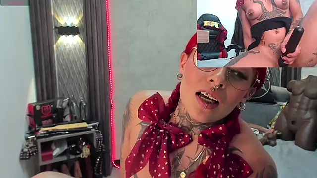 selene red  online show from February 6, 2025, 4:58 pm