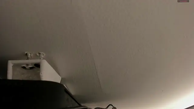 selene red  online show from November 14, 2025, 1:43 pm