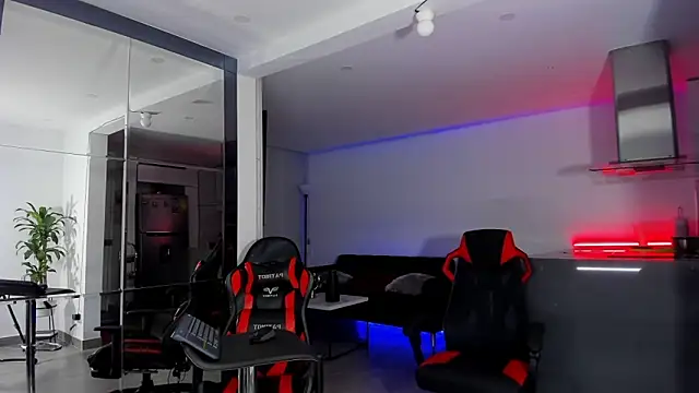 Snapshot of daikokuten_ chatting on January 21, 2025, 2:33 am daikokuten online show from January 21, 2025, 2:33 am