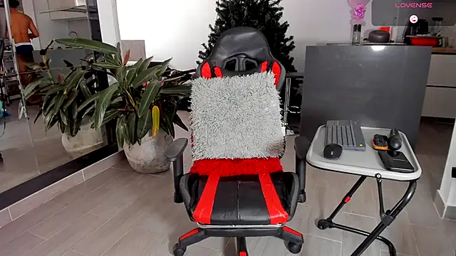 Snapshot of daikokuten_ chatting on December 14, 2025, 5:07 pm daikokuten online show from December 14, 2025, 5:07 pm