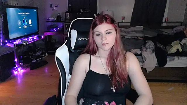 Elliewgfs online show from December 11, 2024, 5:43 am