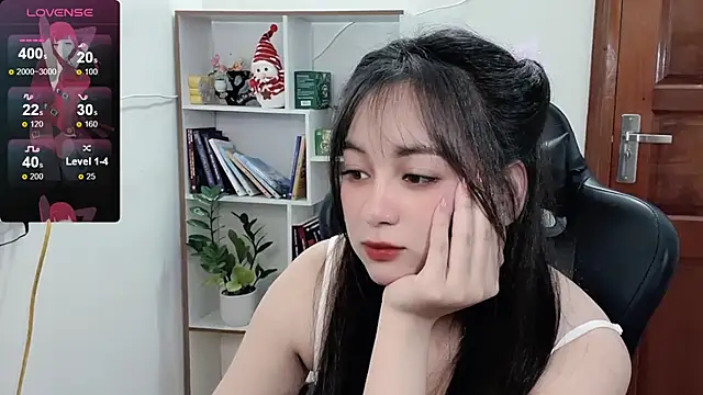 Snapshot of _Nana_20 chatting on February 17, 2025, 7:10 pm Nana 20 online show from February 17, 2025, 7:10 pm
