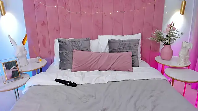 AprilWong online show from January 25, 2025, 12:26 pm