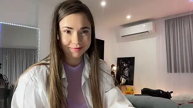 Snapshot of Mika_Miller chatting on November 9, 2025, 11:25 pm Mika Miller online show from November 9, 2025, 11:25 pm