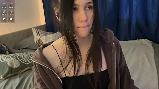 Snapshot of jennetdoll chatting on February 7, 2025, 1:53 pm jennetdoll online show from February 7, 2025, 1:53 pm