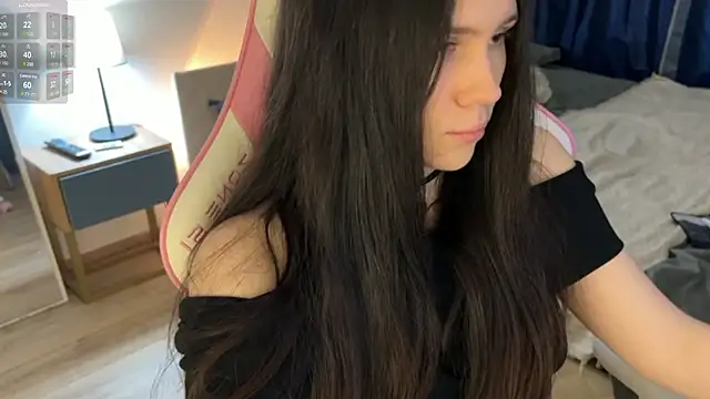 Snapshot of jennetdoll chatting on February 15, 2025, 2:00 pm jennetdoll online show from February 15, 2025, 2:00 pm