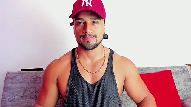 Snapshot of MikeEstevess chatting on February 9, 2025, 11:04 am MikeEstevess online show from February 9, 2025, 11:04 am