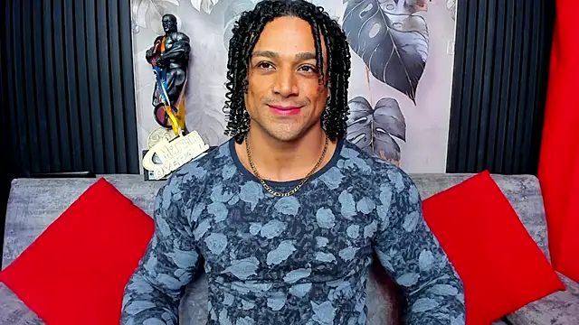 Snapshot of MikeEstevess chatting on October 29, 2025, 5:31 am MikeEstevess online show from October 29, 2025, 5:31 am