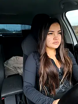 stacy stoone online show from November 14, 2025, 7:07 am