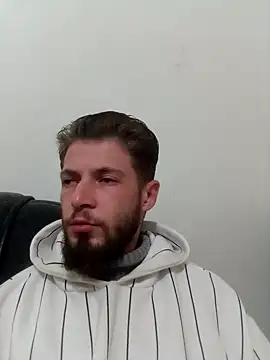 jimmyy  online show from October 6, 2025, 11:07 am