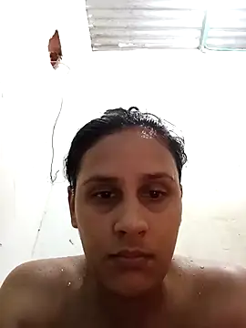 Snapshot of Andreita_95 chatting on March 8, 2025, 7:31 pm Andreita 95 online show from March 8, 2025, 7:31 pm