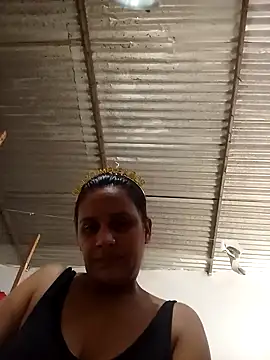 Snapshot of Andreita_95 chatting on October 22, 2025, 5:02 pm Andreita 95 online show from October 22, 2025, 5:02 pm