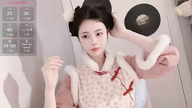 Qedgjwyz1 online show from February 4, 2025, 12:29 am