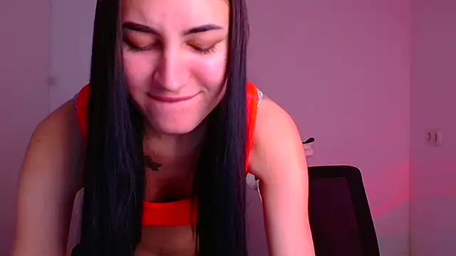 Snapshot of Jennifer_Blum chatting on December 11, 2024, 6:36 am Jennifer Blum online show from December 11, 2024, 6:36 am