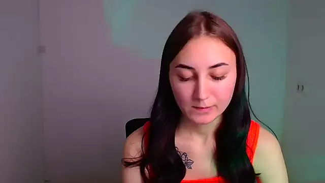 Snapshot of Jennifer_Blum chatting on December 28, 2024, 9:42 am Jennifer Blum online show from December 28, 2024, 9:42 am