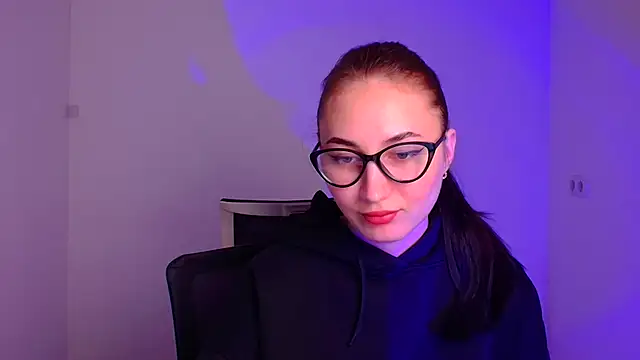 Snapshot of Jennifer_Blum chatting on January 10, 2025, 6:09 am Jennifer Blum online show from January 10, 2025, 6:09 am