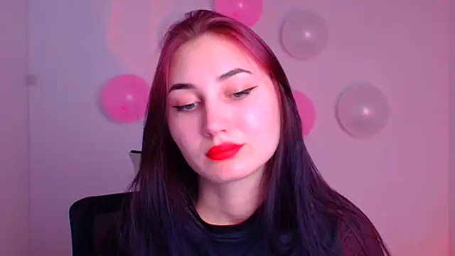 Snapshot of Jennifer_Blum chatting on February 14, 2025, 2:28 am Jennifer Blum online show from February 14, 2025, 2:28 am