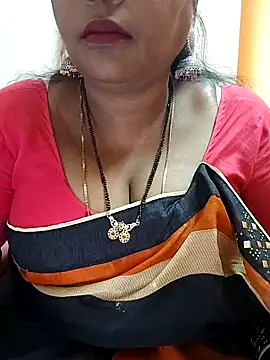 Snapshot of Swapna_143 chatting on December 8, 2024, 2:49 am Swapna 143 online show from December 8, 2024, 2:49 am