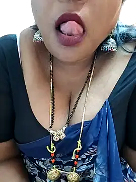 Snapshot of Swapna_143 chatting on December 12, 2024, 5:52 am Swapna 143 online show from December 12, 2024, 5:52 am
