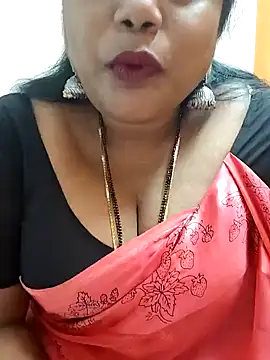 Snapshot of Swapna_143 chatting on December 13, 2024, 2:32 am Swapna 143 online show from December 13, 2024, 2:32 am