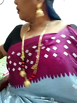 Snapshot of Swapna_143 chatting on March 3, 2025, 2:47 am Swapna 143 online show from March 3, 2025, 2:47 am