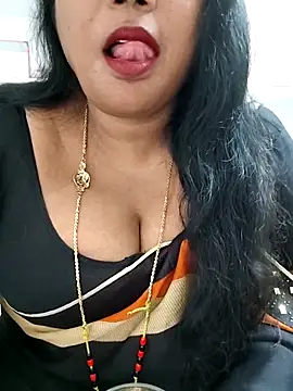Snapshot of Swapna_143 chatting on September 13, 2025, 3:06 am Swapna 143 online show from September 13, 2025, 3:06 am