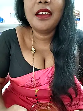 Snapshot of Swapna_143 chatting on September 23, 2025, 2:58 am Swapna 143 online show from September 23, 2025, 2:58 am