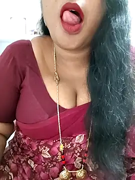 Snapshot of Swapna_143 chatting on September 25, 2025, 2:37 am Swapna 143 online show from September 25, 2025, 2:37 am