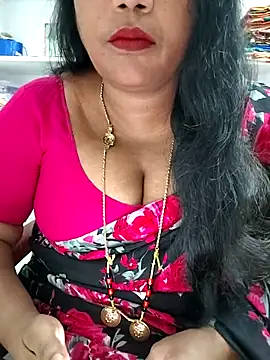 Snapshot of Swapna_143 chatting on September 27, 2025, 3:33 am Swapna 143 online show from September 27, 2025, 3:33 am