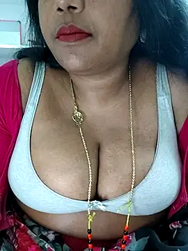Snapshot of Swapna_143 chatting on October 7, 2025, 5:10 pm Swapna 143 online show from October 7, 2025, 5:10 pm