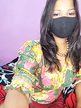 juhicpl143 online show from March 11, 2025, 8:52 am