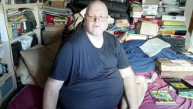 hadeszeuss2 online show from January 24, 2025, 2:51 pm