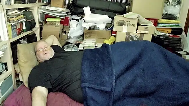 hadeszeuss2 online show from February 2, 2025, 5:37 pm