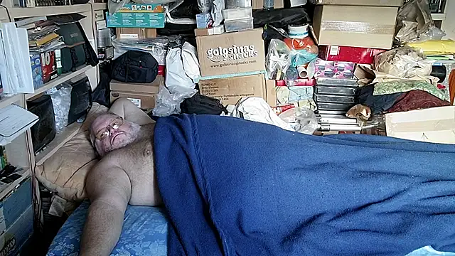 hadeszeuss2 online show from November 23, 2025, 3:23 pm